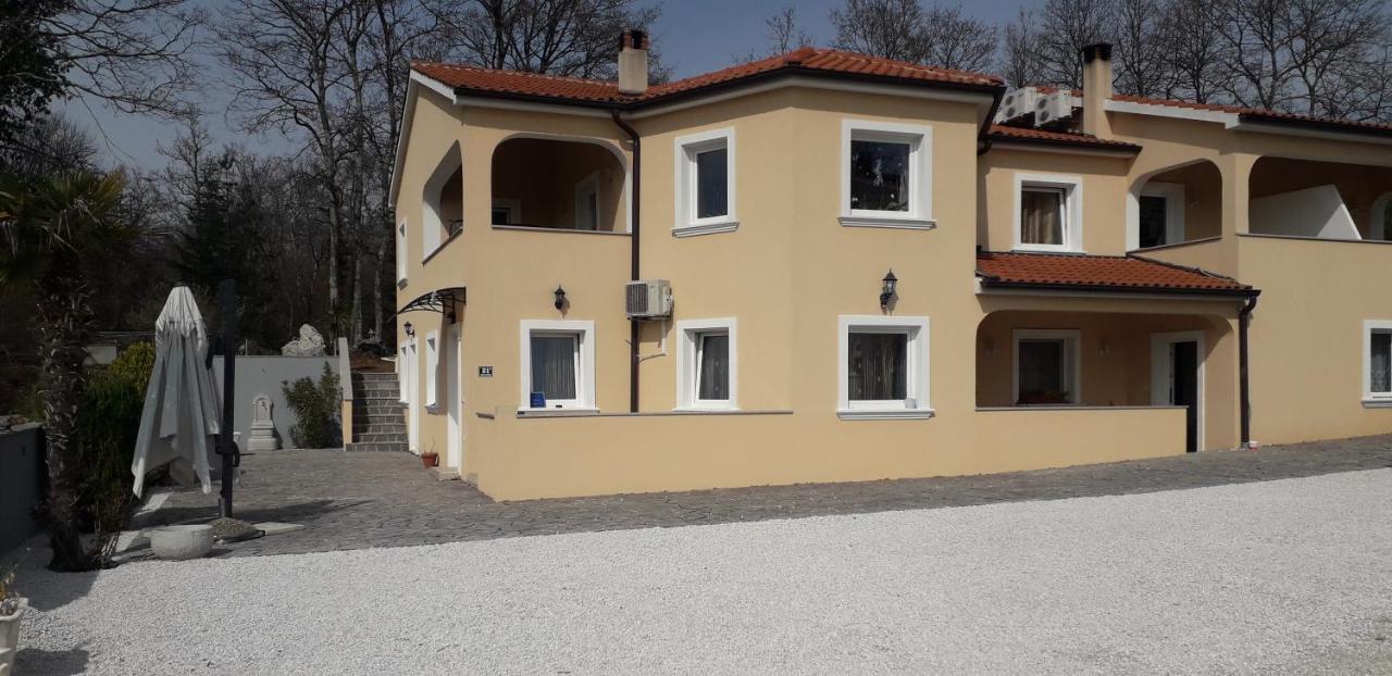 Apartment Andjel Πόρετς Εξωτερικό φωτογραφία