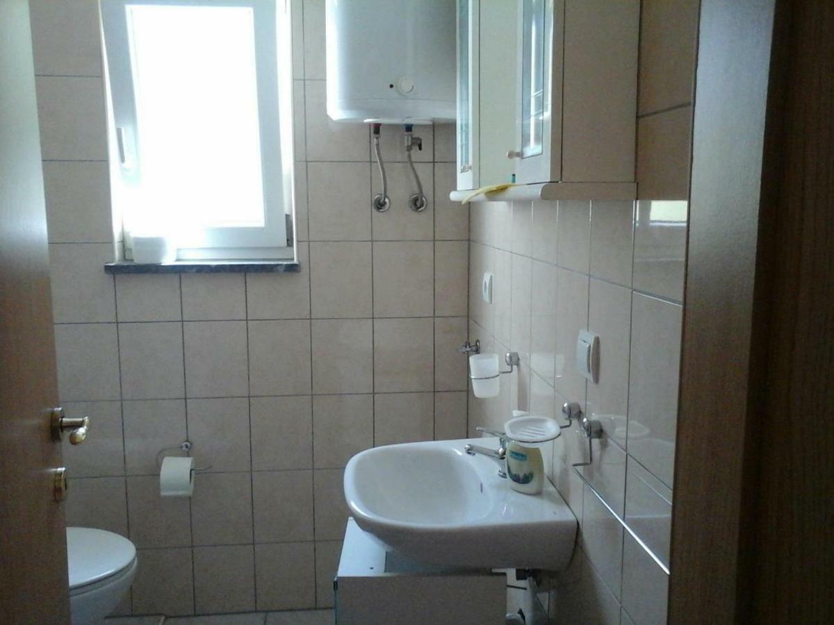 Apartment Andjel Πόρετς Εξωτερικό φωτογραφία