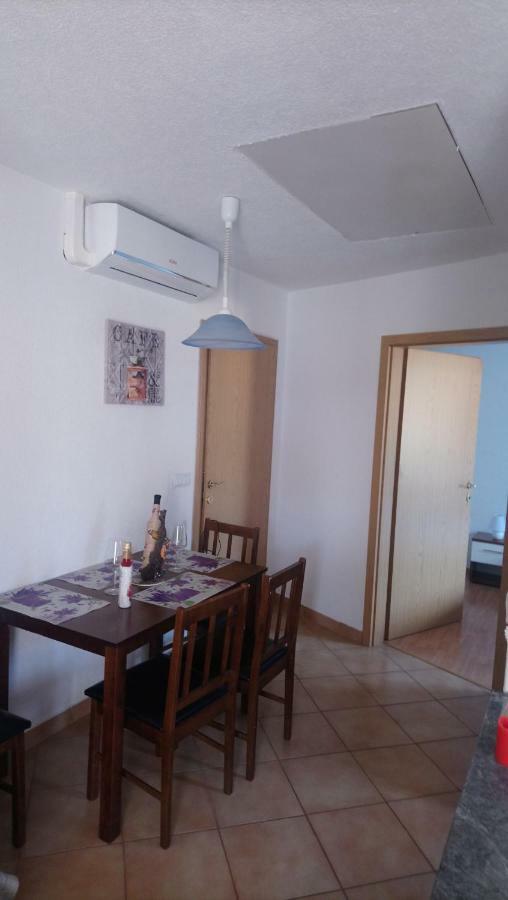 Apartment Andjel Πόρετς Εξωτερικό φωτογραφία
